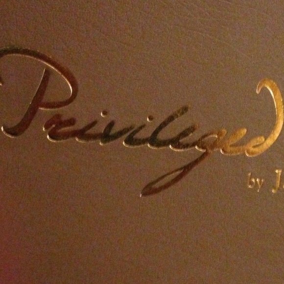 PRIVILEGED BY J.C. DOSSIER MISHA BLACK BLOCK HEEL - Picture 7 of 7